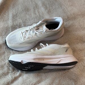 NEW Adidas Adizero SL2